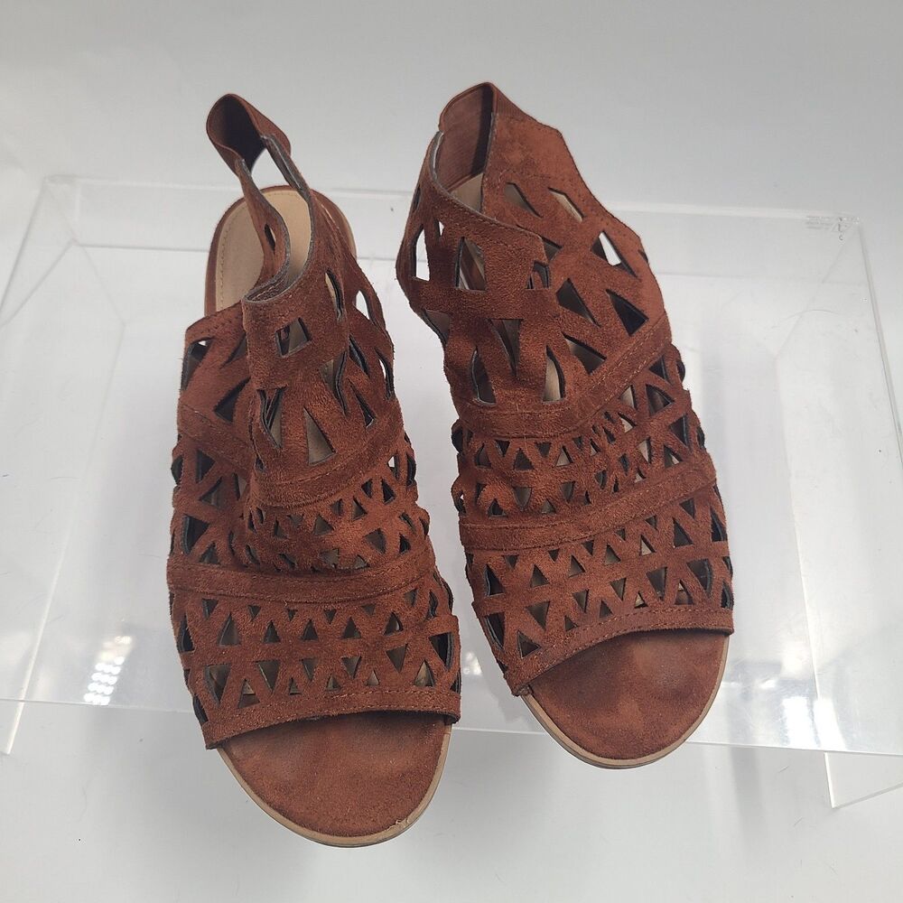 American Eagle Laser/Die Cut Brown Raquel Block Heel Open Toe Sandal Womens 8W